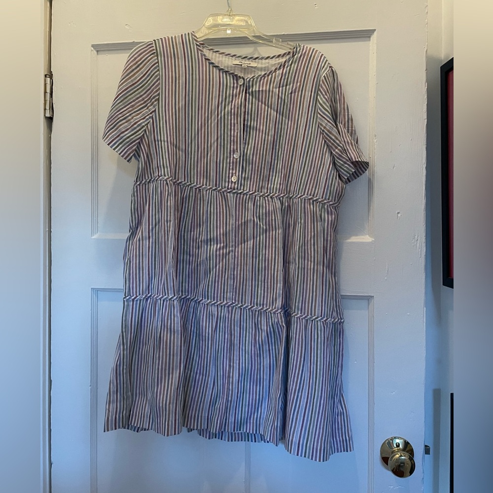 Madewell short sleeved tier dress - size M
